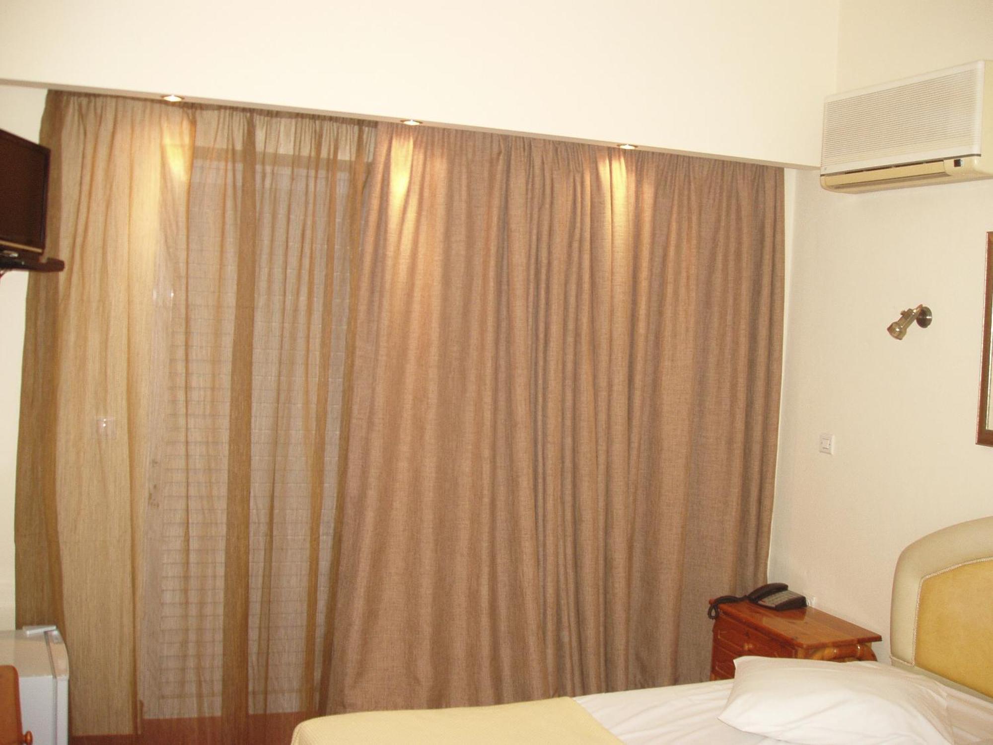 Hotel Drosia Messíni Esterno foto