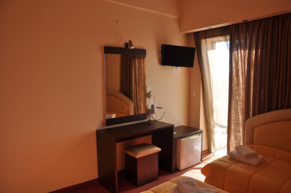 Hotel Drosia Messíni Esterno foto