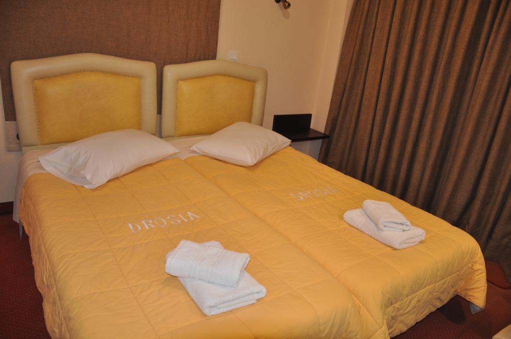 Hotel Drosia Messíni Esterno foto