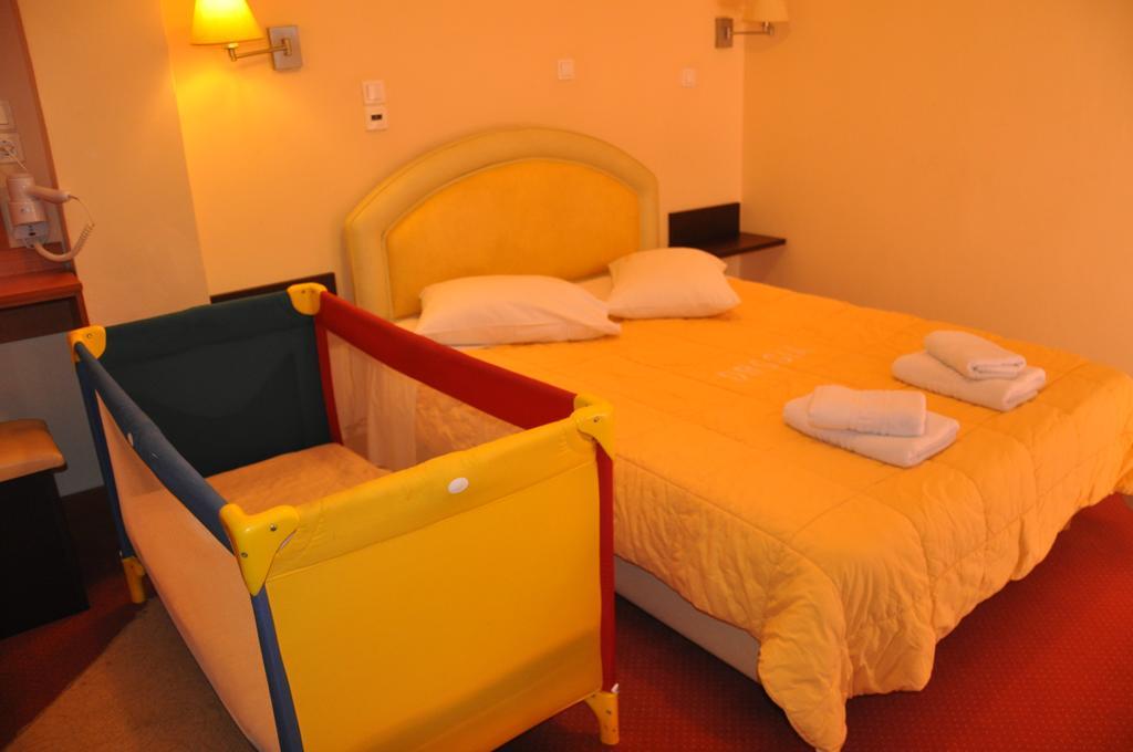 Hotel Drosia Messíni Esterno foto