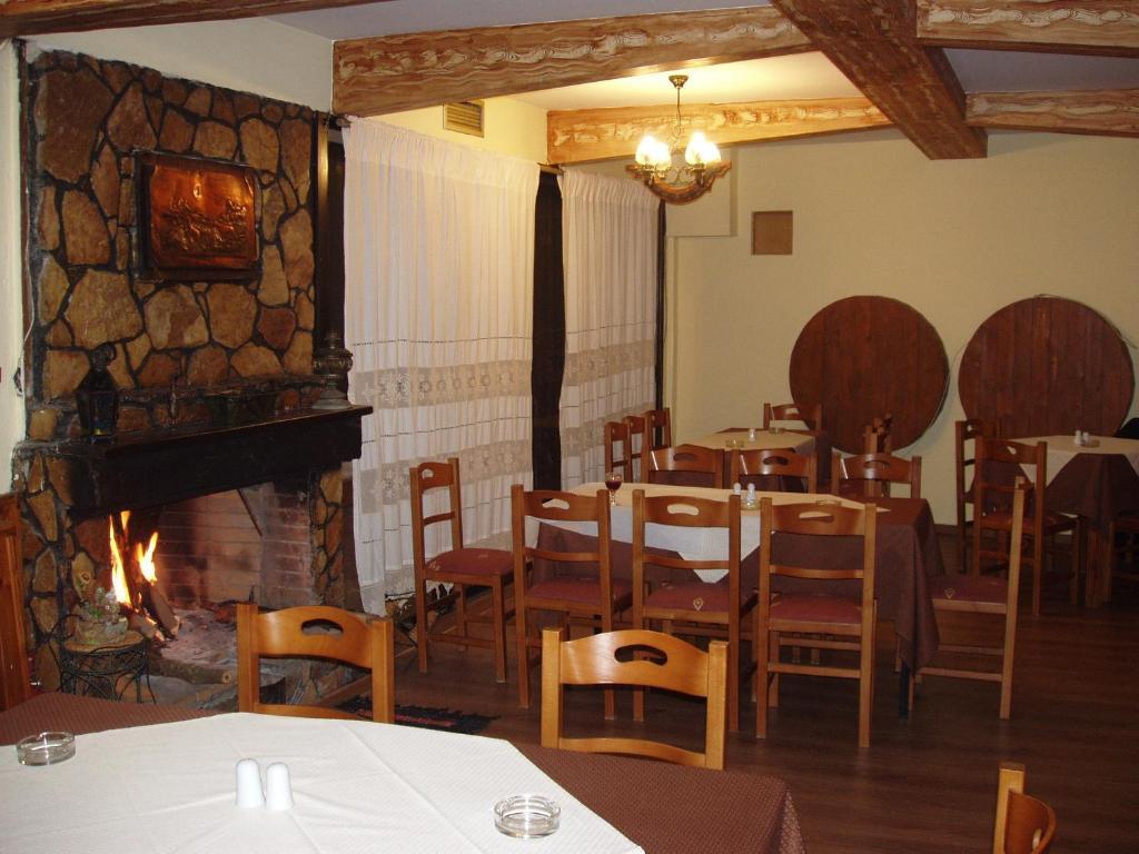 Hotel Drosia Messíni Esterno foto